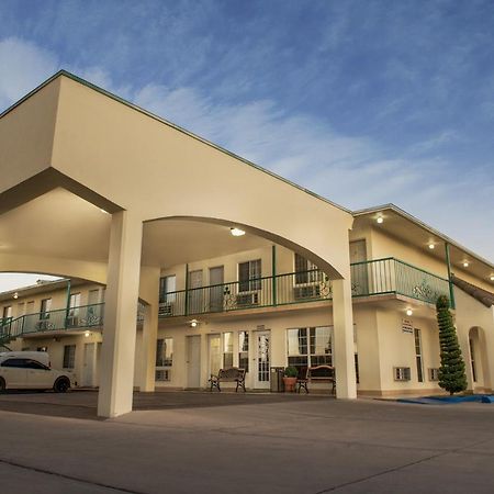 Hotel Trebol Inn Nuevo Casas Grandes Exterior foto